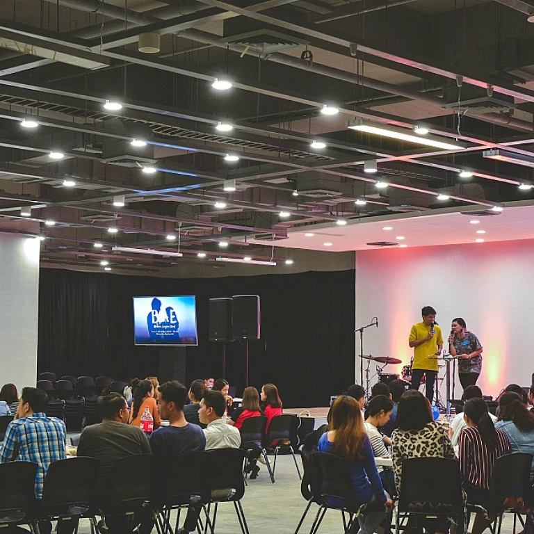 Addressing Common Questions in AI for Human Resources
