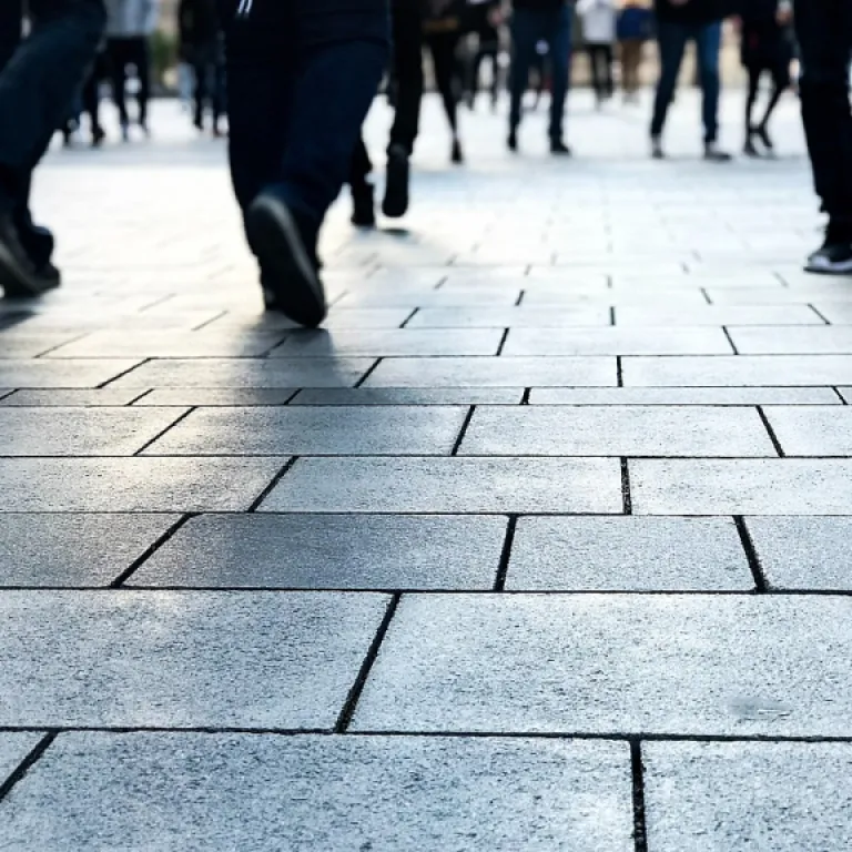 How AI transforms employee reward strategies for meaningful recognition